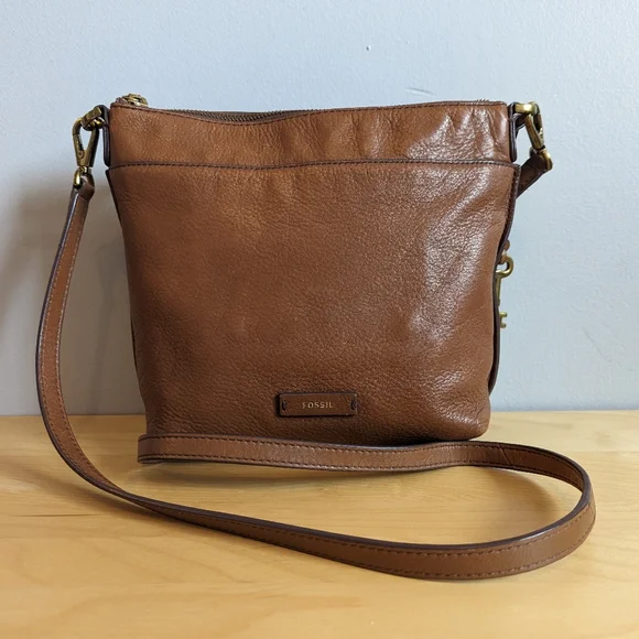 Fossil tan deals crossbody bag